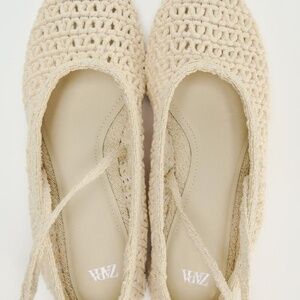 zara Crochet tie flat